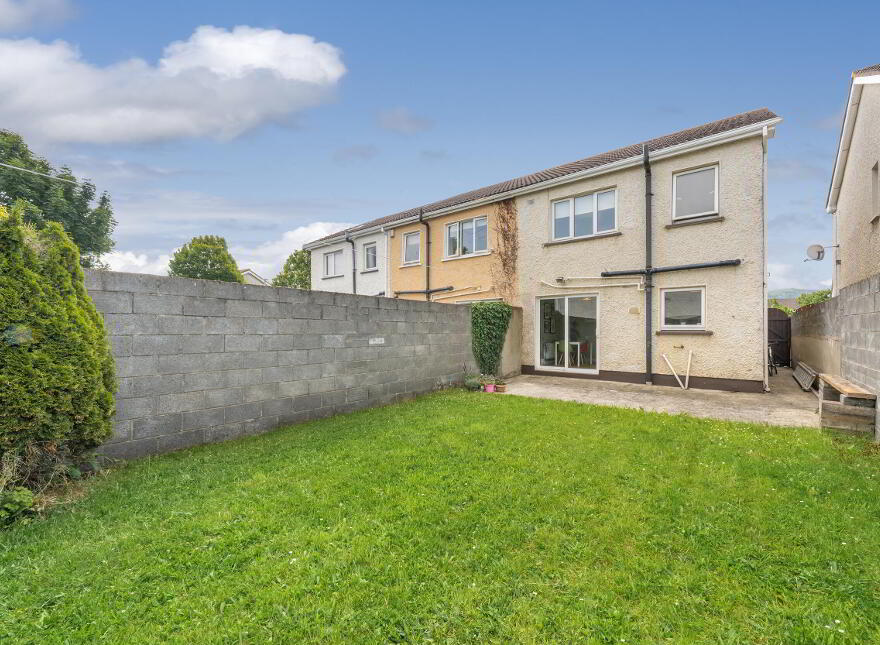 31 Sundale Grove, Tallaght, Dublin, D24E9EF