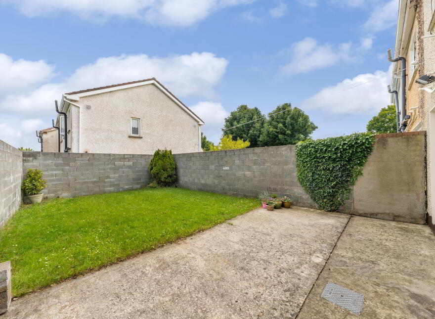 31 Sundale Grove, Tallaght, Dublin, D24E9EF