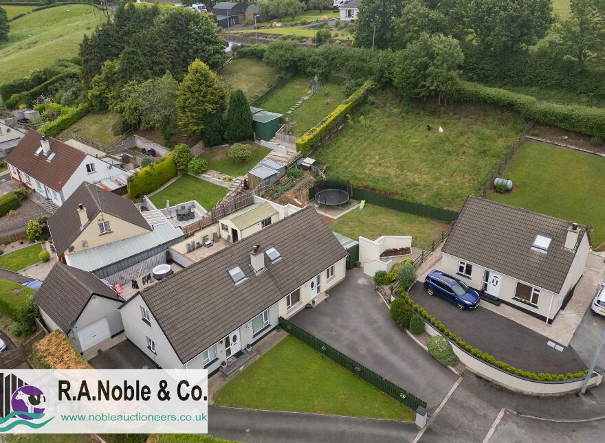 14 Makenny Crescent, Ballinamallard, BT94 2GD