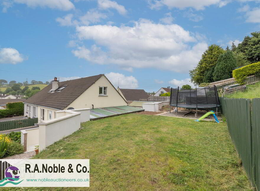 14 Makenny Crescent, Ballinamallard, BT94 2GD
