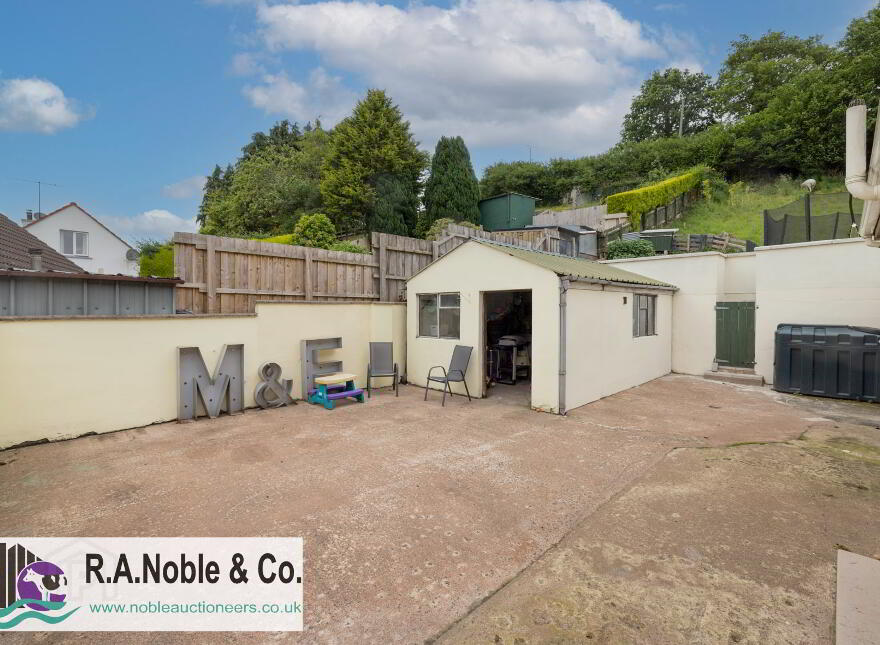 14 Makenny Crescent, Ballinamallard, BT94 2GD