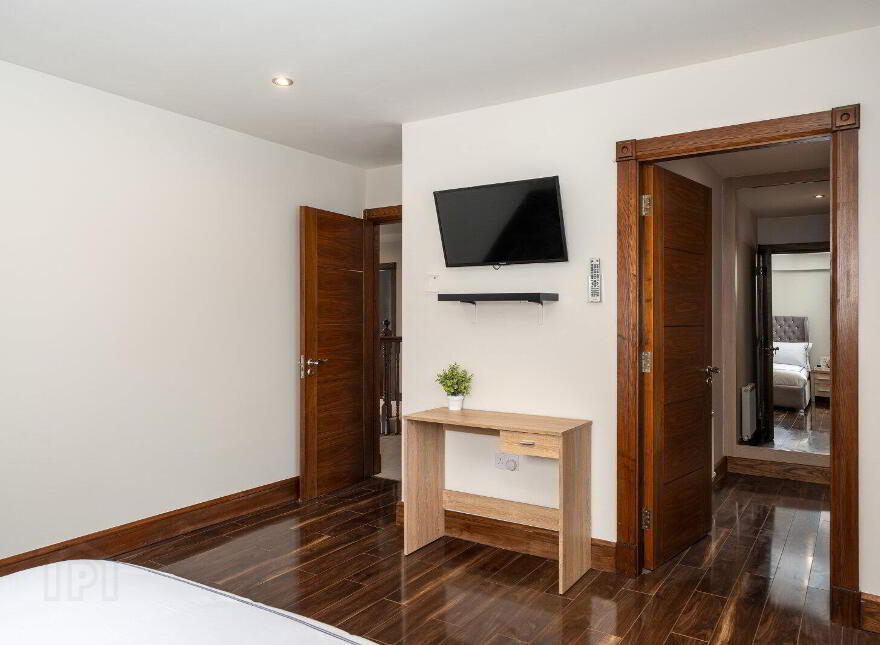 Tullamore Road, Clonaslee, R32A0E9