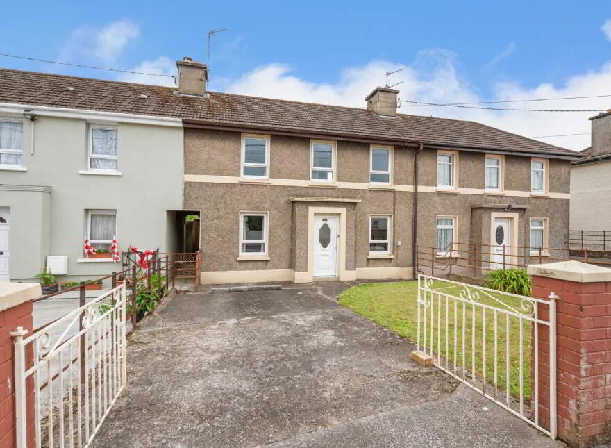 15 O'Sullivan's Place, Mallow, P51DRD2 photo