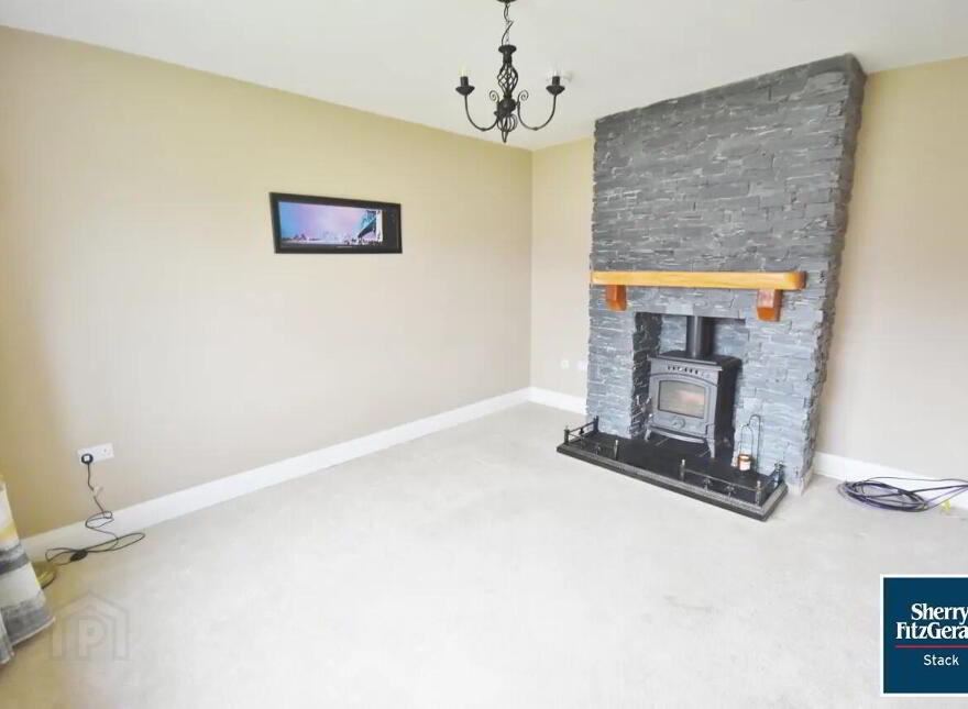15 Woodview, Listowel, V31EE76