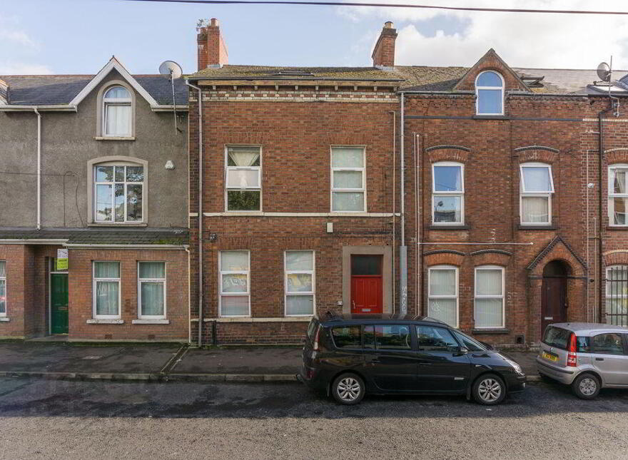 Flat 2, 19 Cameron Street, Belfast, BT7 1GU photo