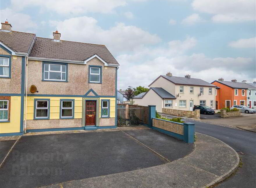 No. 3 Harbour Village, The Quay, Westport, F28X785 photo