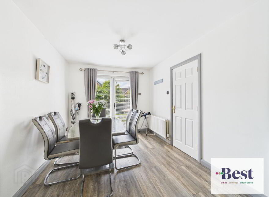 3 Oakdene, Larne, BT40 2FD