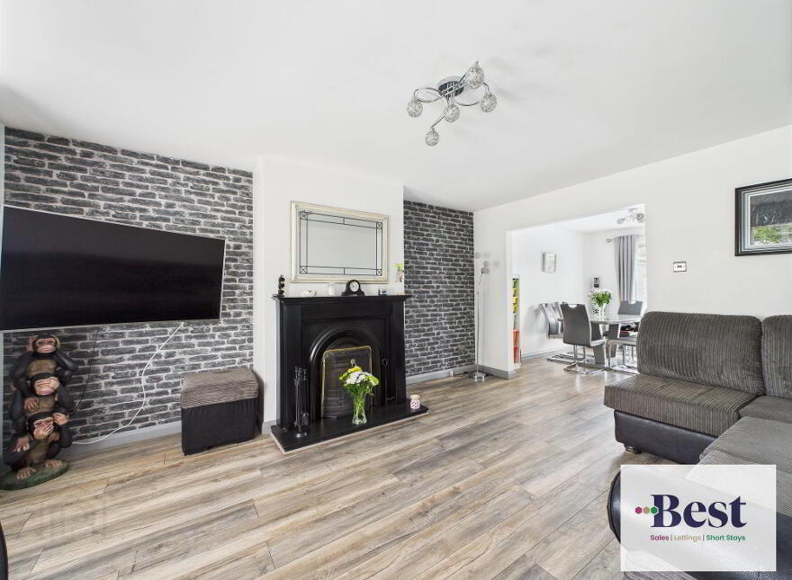 3 Oakdene, Larne, BT40 2FD