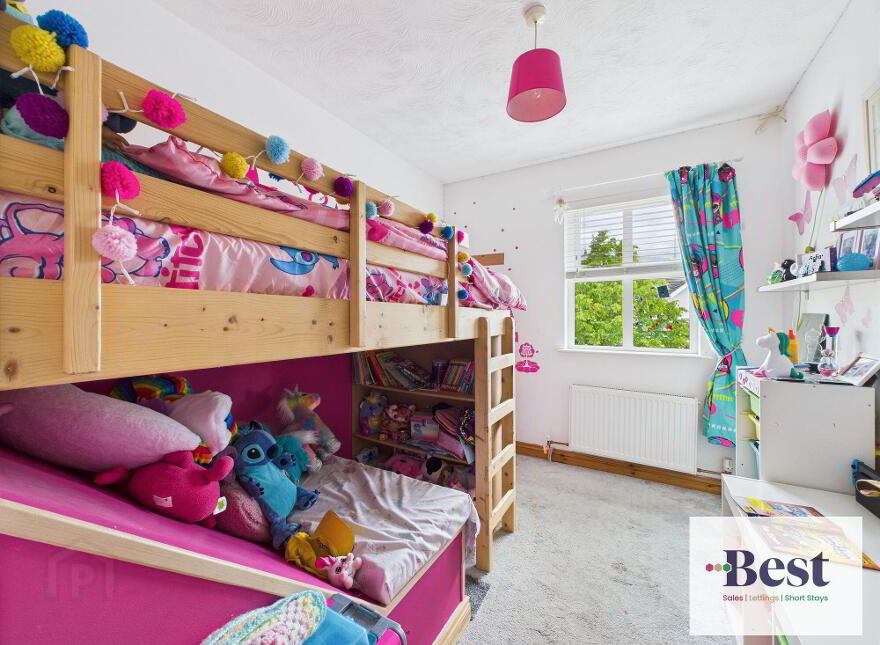 3 Oakdene, Larne, BT40 2FD