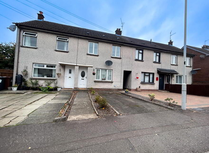 31 Menin Road, Antrim, BT41 4JA photo