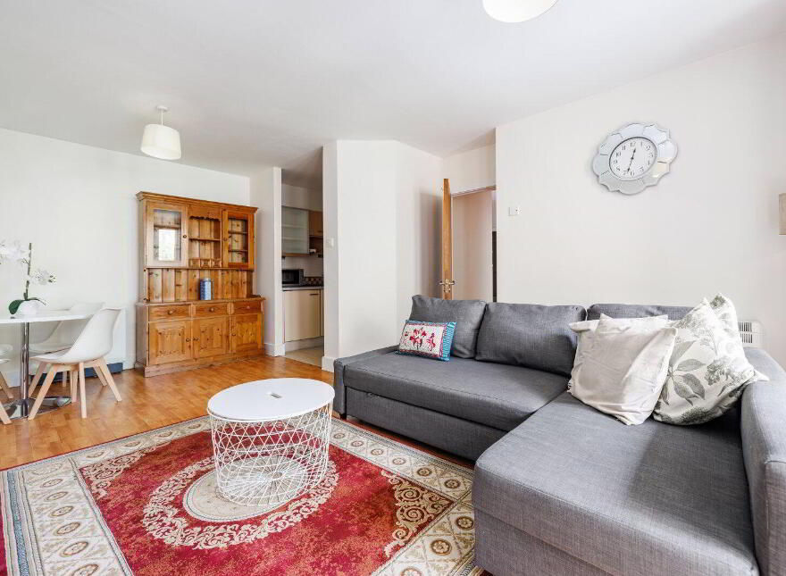 1 The Ramparts, Willow Avenue, Cabinteely, Dublin, D18E170