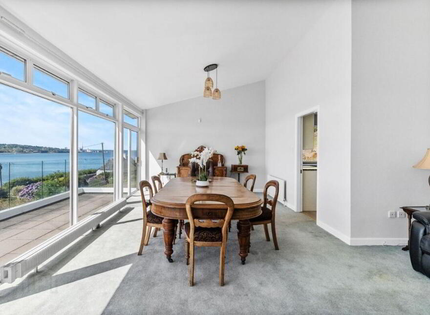 Aerie, Jamesbrook, East Ferry, Midleton