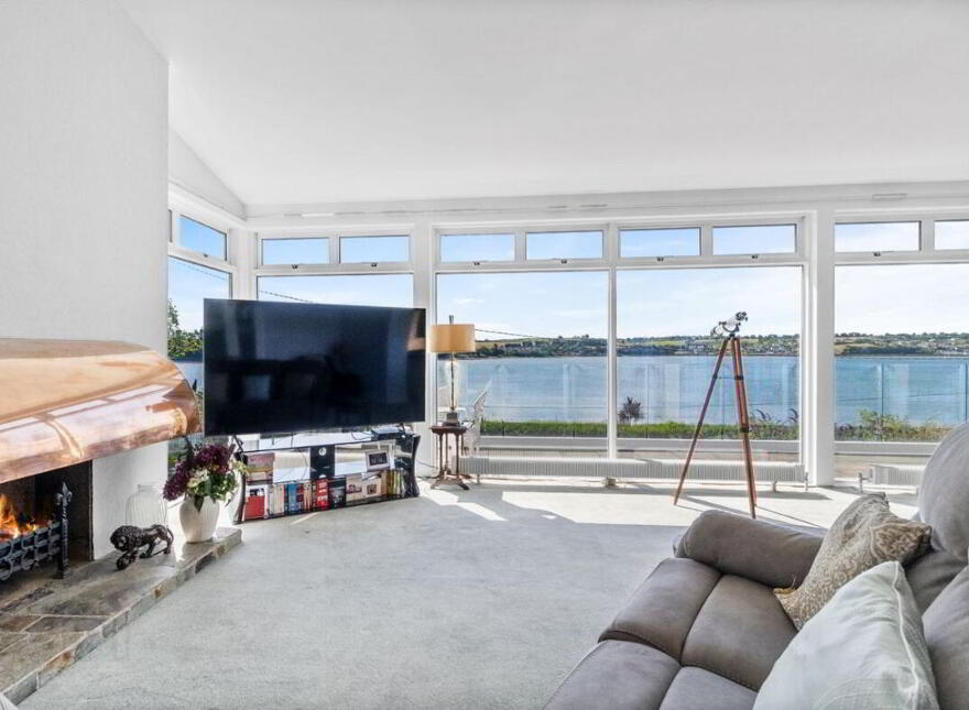 Aerie, Jamesbrook, East Ferry, Midleton