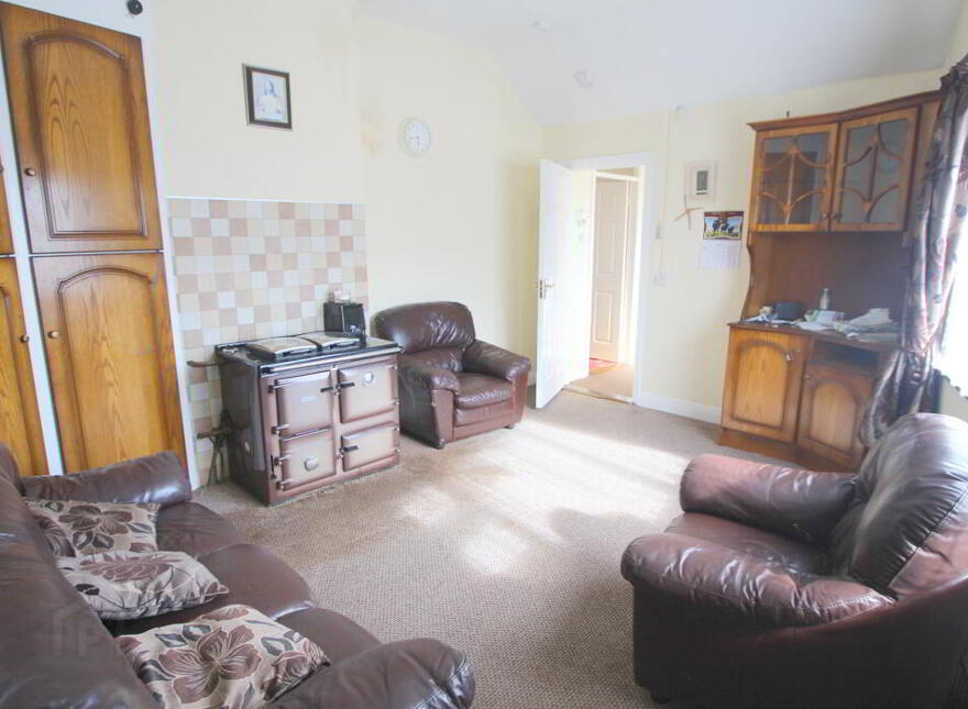 Bridge Street, Kilcormac, Offaly, R42K261