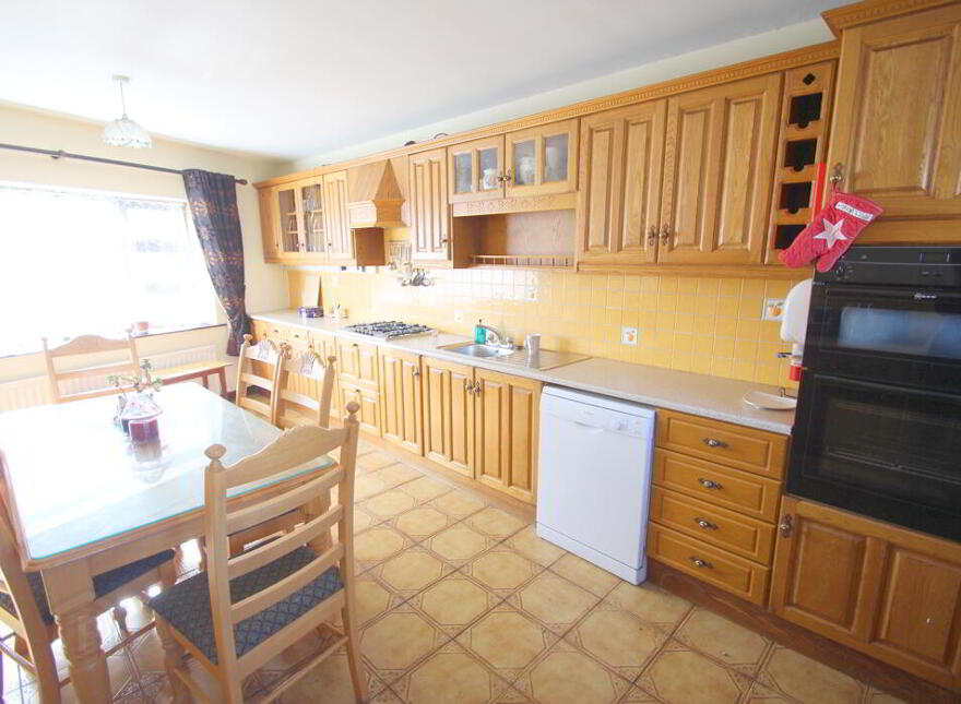 Bridge Street, Kilcormac, Offaly, R42K261