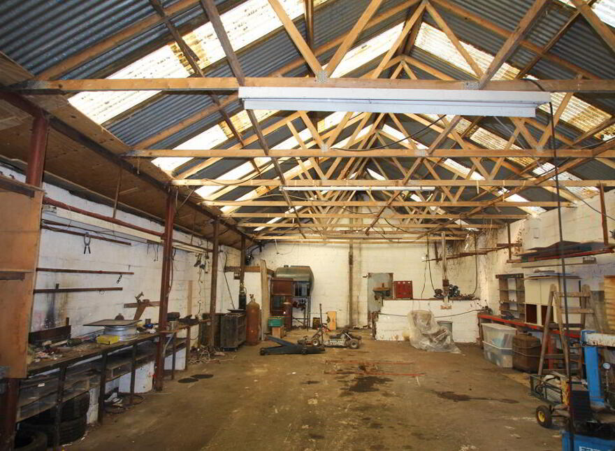 Bridge Street, Kilcormac, Offaly, R42K261