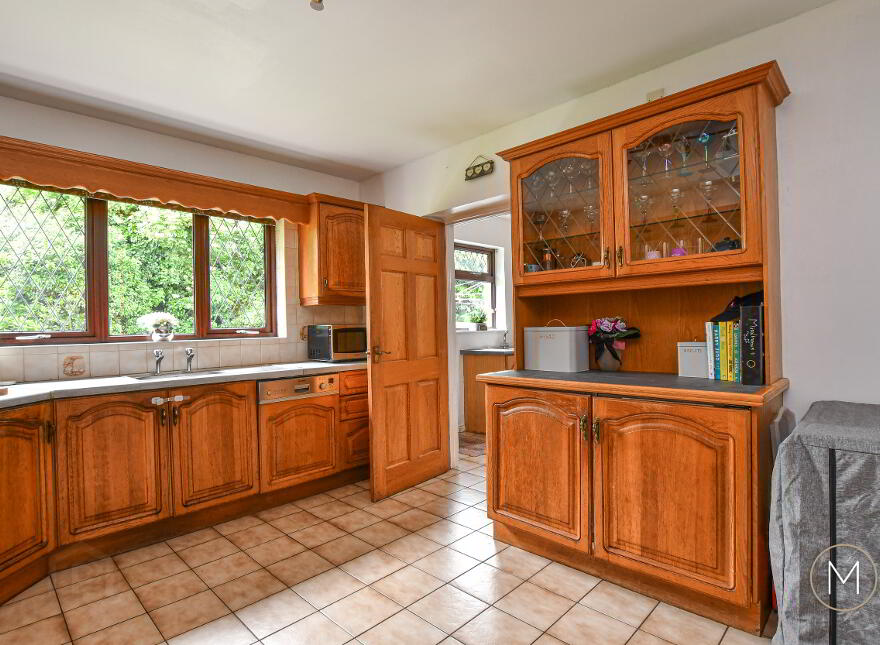 4 Parkhall Court, Antrim, BT41 1BG