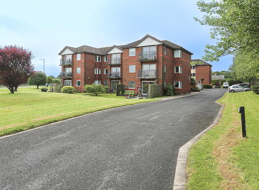 2 Lyndhurst Court, Bangor, BT19 1AP
