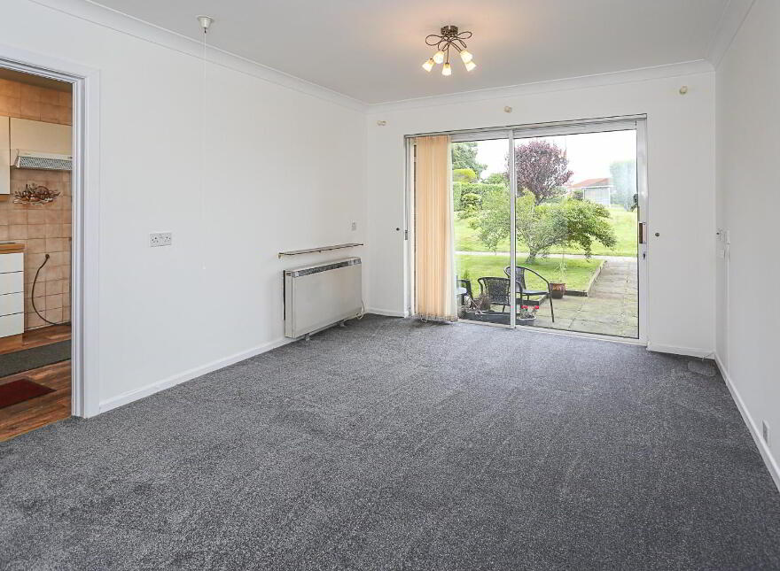2 Lyndhurst Court, Bangor, BT19 1AP