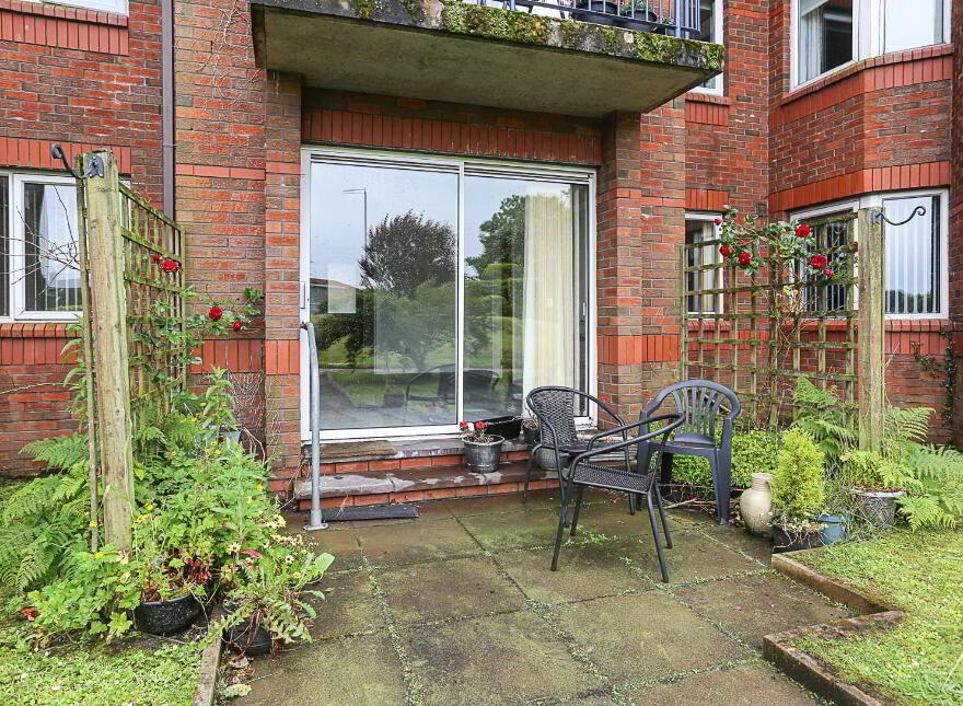2 Lyndhurst Court, Bangor, BT19 1AP