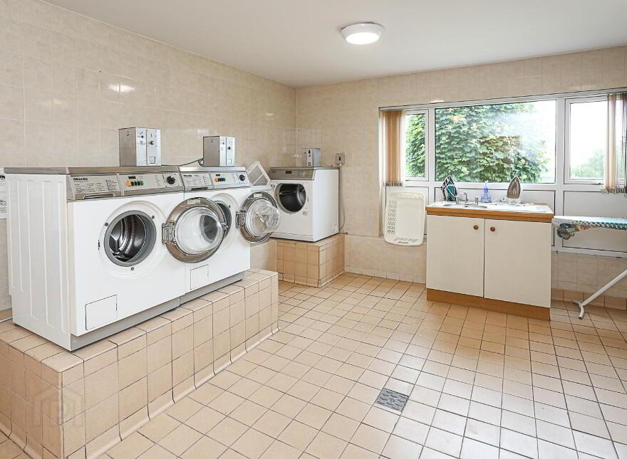 2 Lyndhurst Court, Bangor, BT19 1AP