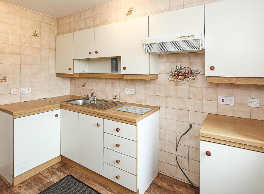 2 Lyndhurst Court, Bangor, BT19 1AP