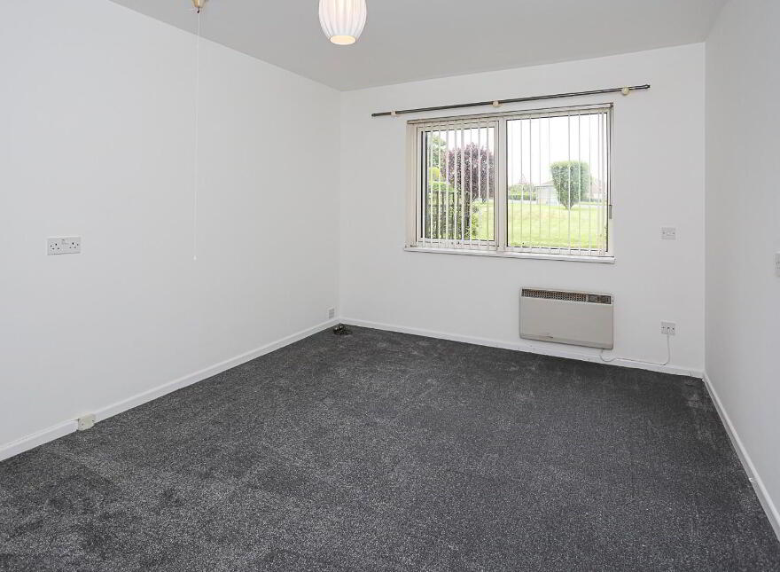 2 Lyndhurst Court, Bangor, BT19 1AP