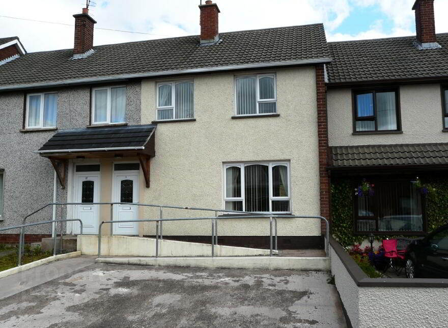 36 Centenary Park, Omagh, BT78 5HH photo
