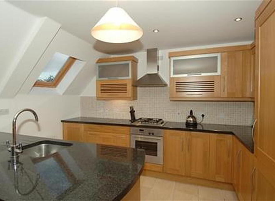Apartment 16 1 Deramore Park South, Malone Road, Belfast, BT9 5JJ