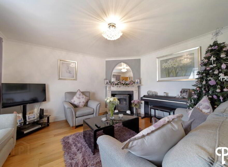 135 Woodbrook, Derry, BT48 8FQ