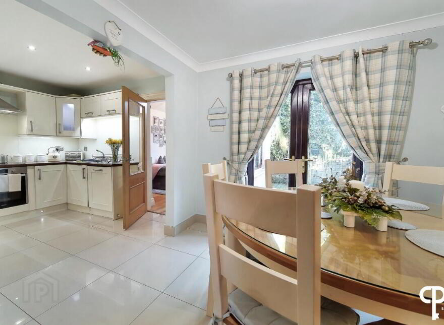 135 Woodbrook, Derry, BT48 8FQ