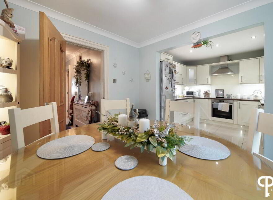 135 Woodbrook, Derry, BT48 8FQ