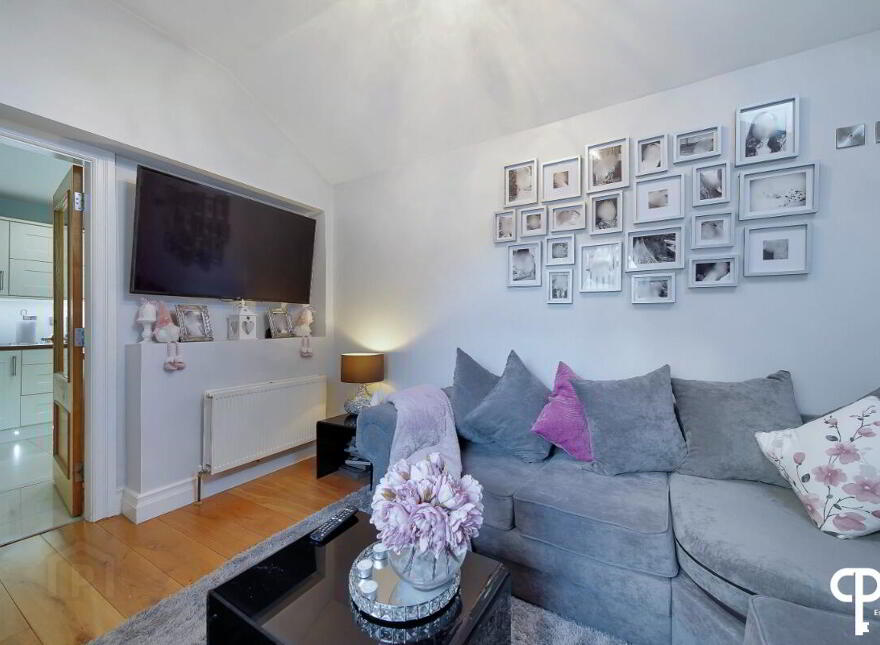 135 Woodbrook, Derry, BT48 8FQ