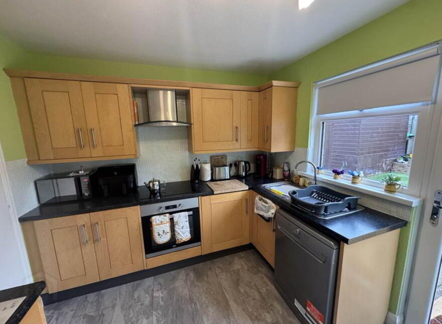 12 Leicester Park, Carrickfergus, BT38 8YZ