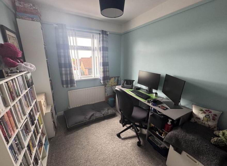 12 Leicester Park, Carrickfergus, BT38 8YZ