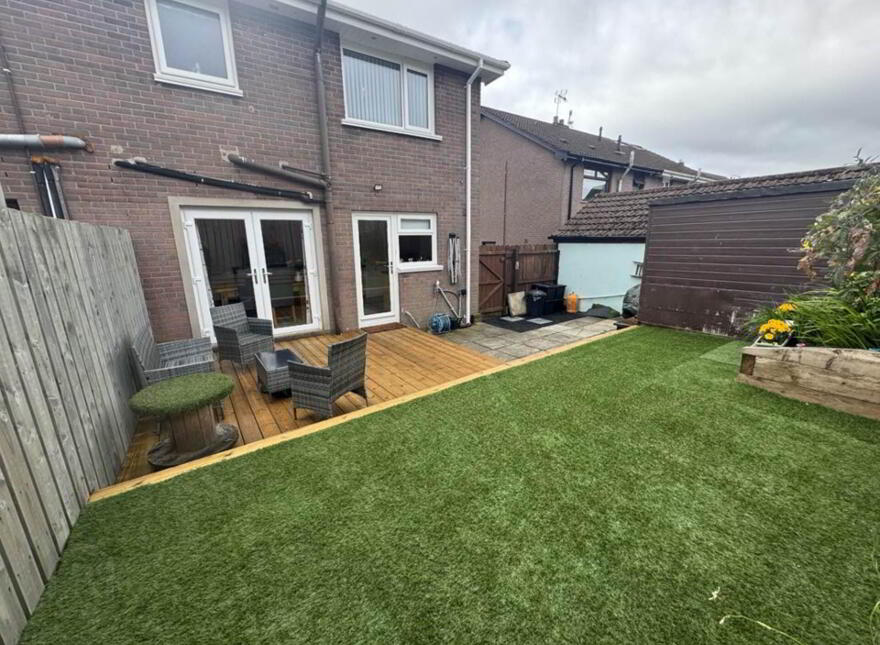 12 Leicester Park, Carrickfergus, BT38 8YZ