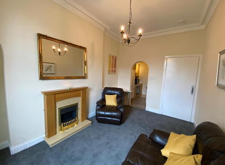 105 St Leonards Street, Newington, Edinburgh, EH8 9QY