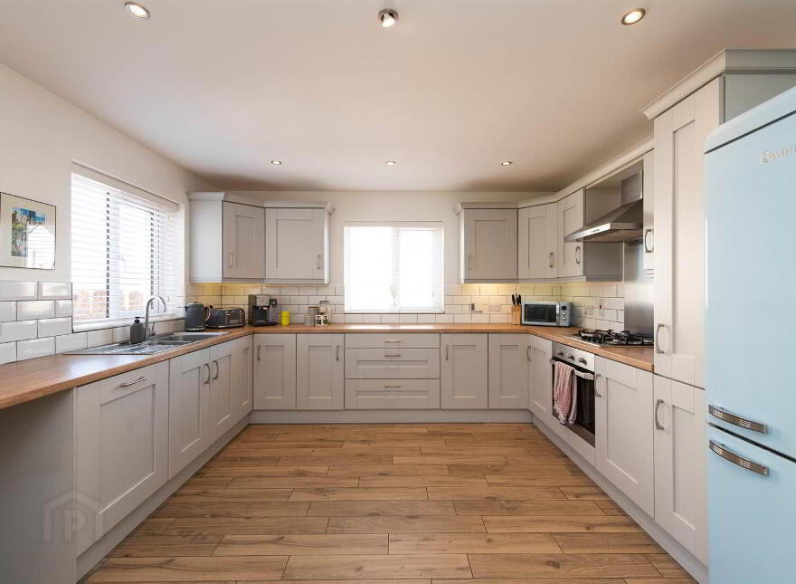 6 Weavers Way, Ballynahinch, BT24 8ZA