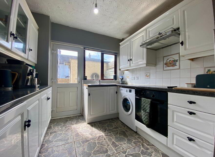 18 Blackthorn Park, Carrickfergus, BT38 8ER