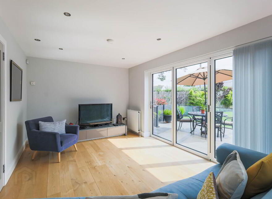 92 Comber Road, Hillsborough, BT26 6NA