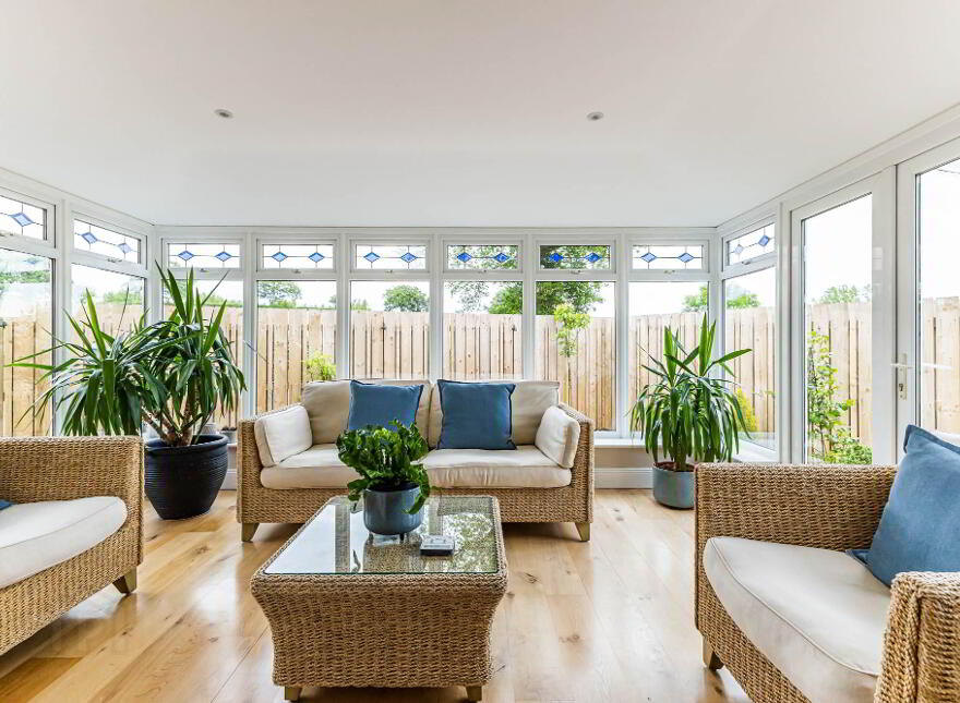 92 Comber Road, Hillsborough, BT26 6NA