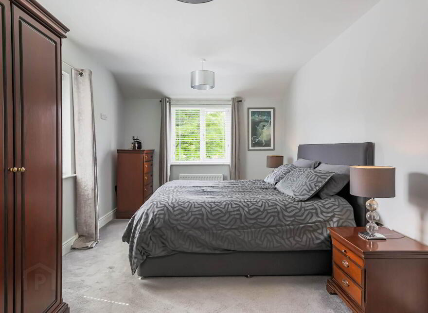 92 Comber Road, Hillsborough, BT26 6NA