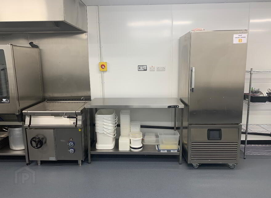 E3 Commercial Furnished Kitchen, Ronan Valley Business Park, 58-60...Magherafelt, BT45 6EW