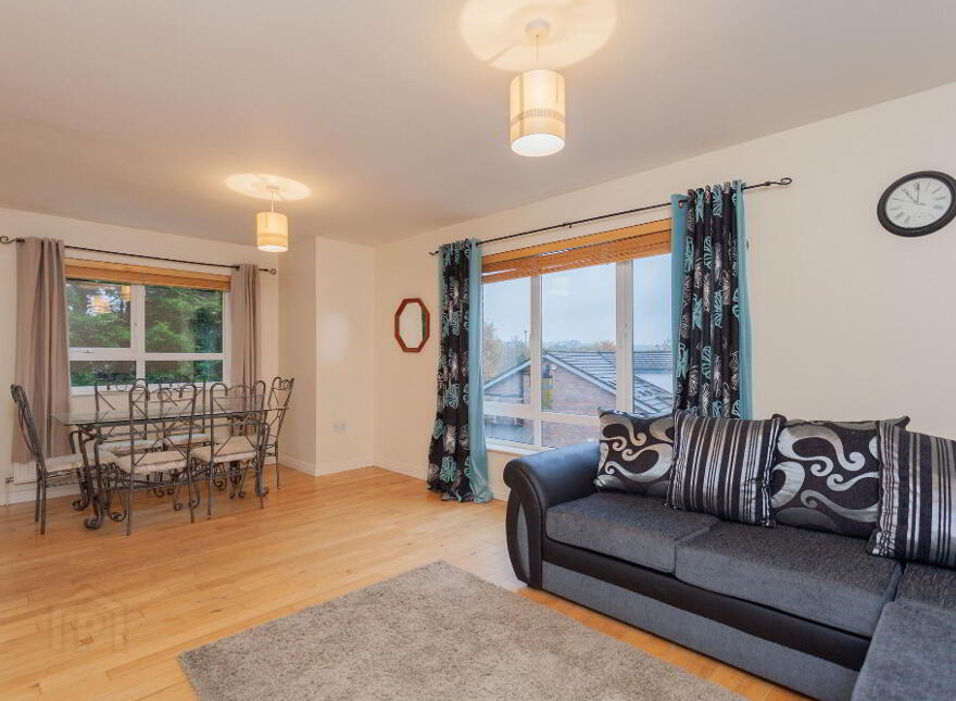 8 Park View, Old Milltown Road, Belfast, BT8 7SQ