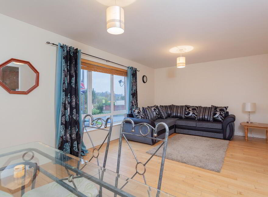 8 Park View, Old Milltown Road, Belfast, BT8 7SQ