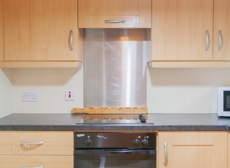 8 Park View, Old Milltown Road, Belfast, BT8 7SQ
