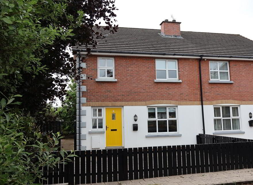 4 Boucher Close, Limavady, BT49 9DD photo