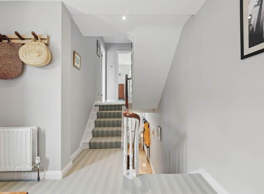 76 Earlswood Road, Ballyhackamore, Belfast, BT4 3DZ
