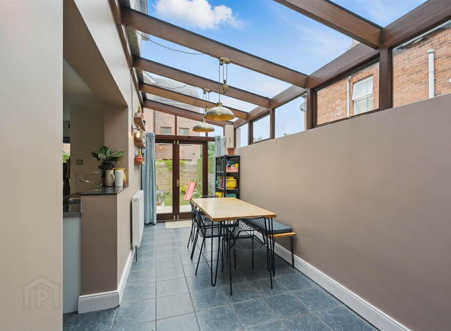 76 Earlswood Road, Ballyhackamore, Belfast, BT4 3DZ