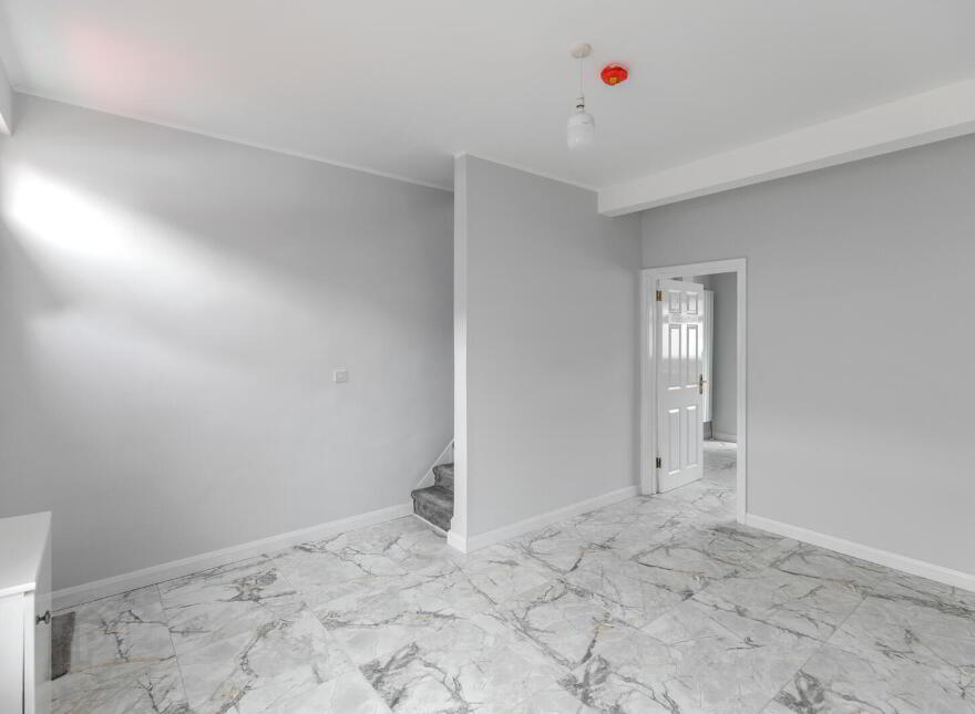 197 Avoniel Road, Belfast, BT5 4SG